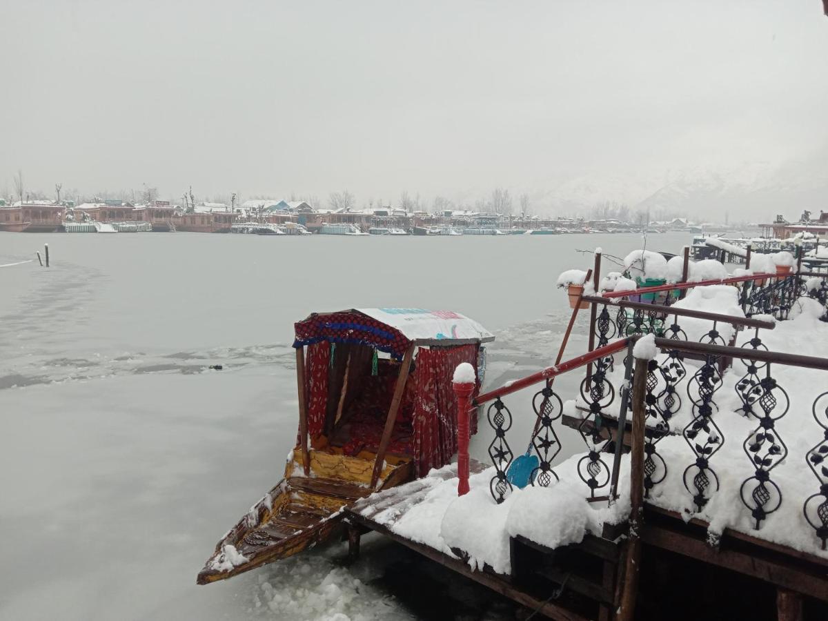 New Bombay Heritage Group Of House Boat Srīnagar 외부 사진
